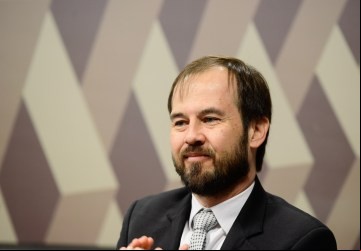 Servidor da Semad e presidente do Comitê da Bacia Hidrográfica do Rio Paranaíba, João Ricardo Raiser, durante Comissão de Meio Ambiente, no Senado.