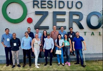 Comitiva conheceu as modernas instalações do aterro sanitário privado