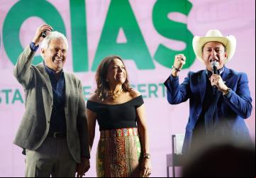 Ronaldo e Gracinha Caiado receberam convidados para a quarta edição da festa junina solidária