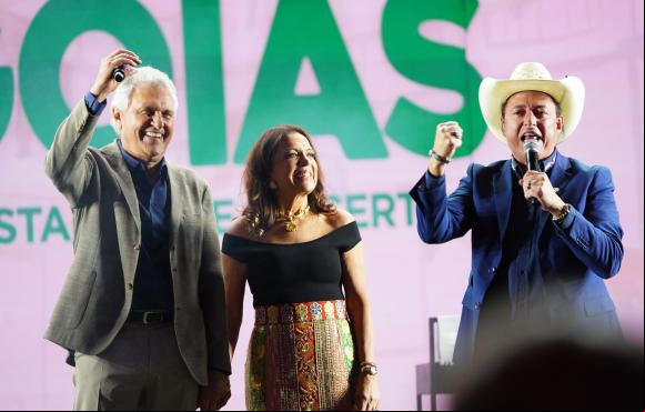 Caiado e Gracinha celebram a solidariedade na 5º edição do Arraiá do Bem